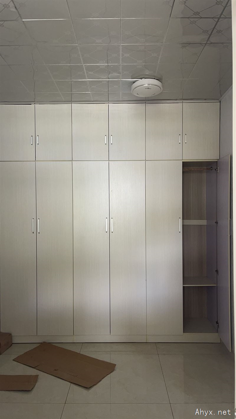 新车站附近🈶多套房屋出租,有两室一厅一厨一卫,一室一卫一厨一卫