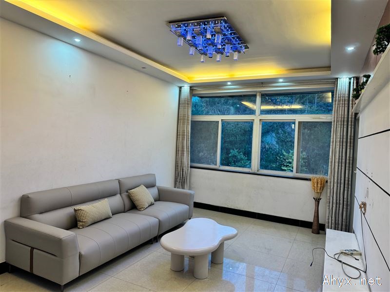 城西恒泰城附近大平层、套房、单间出租