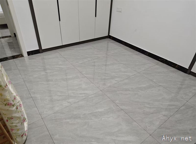 【房东直租/直售】岳西新城花园 2号楼2单元 三室两厅两卫 拎包入住 租售均可